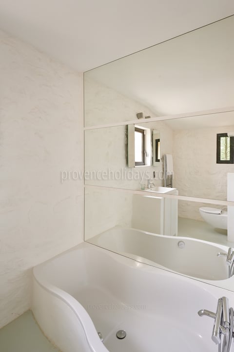 42 - Mas de l\'Artisan: Villa: Bathroom