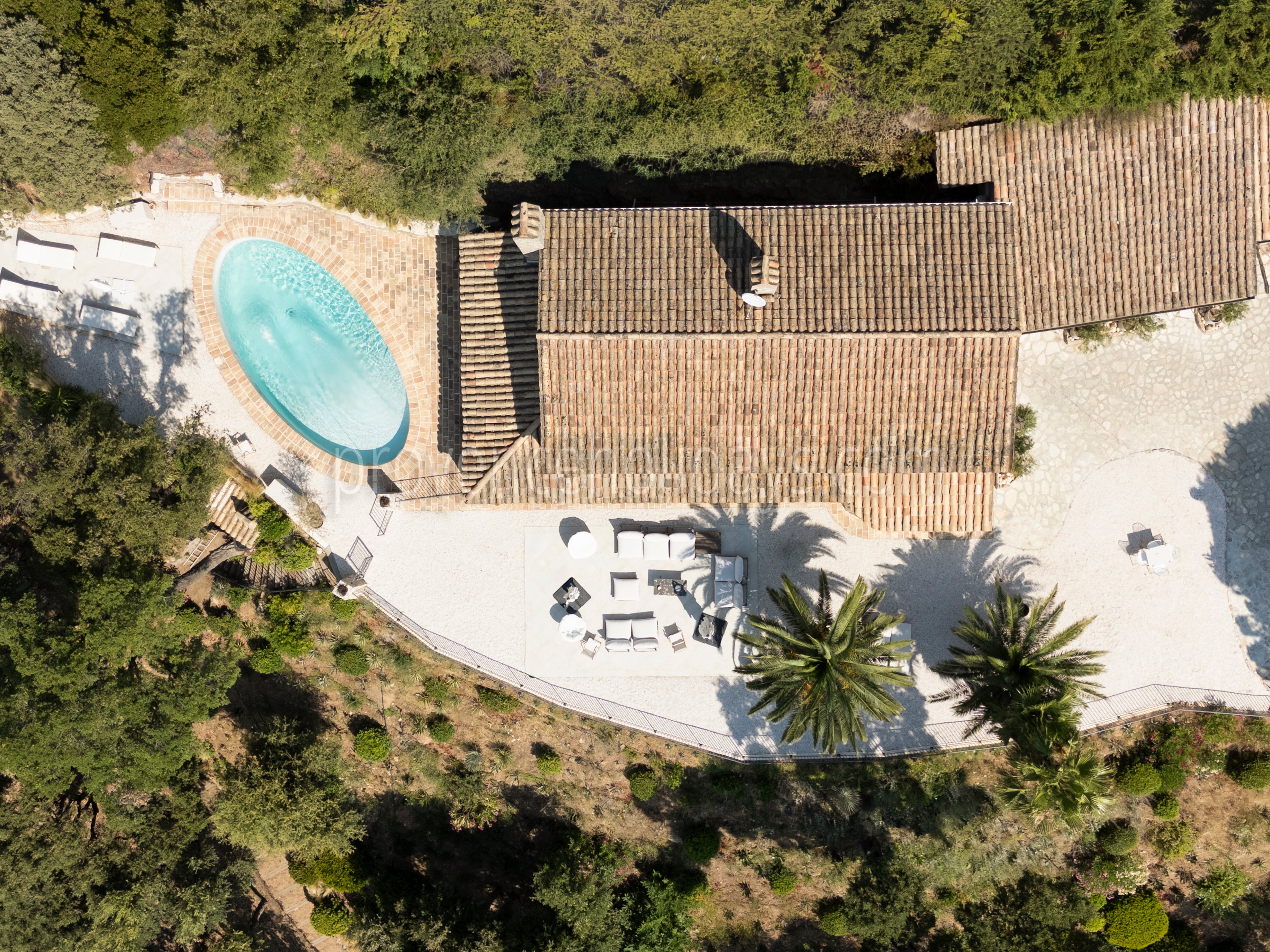 21 - Villa Rose: Villa: Exterior