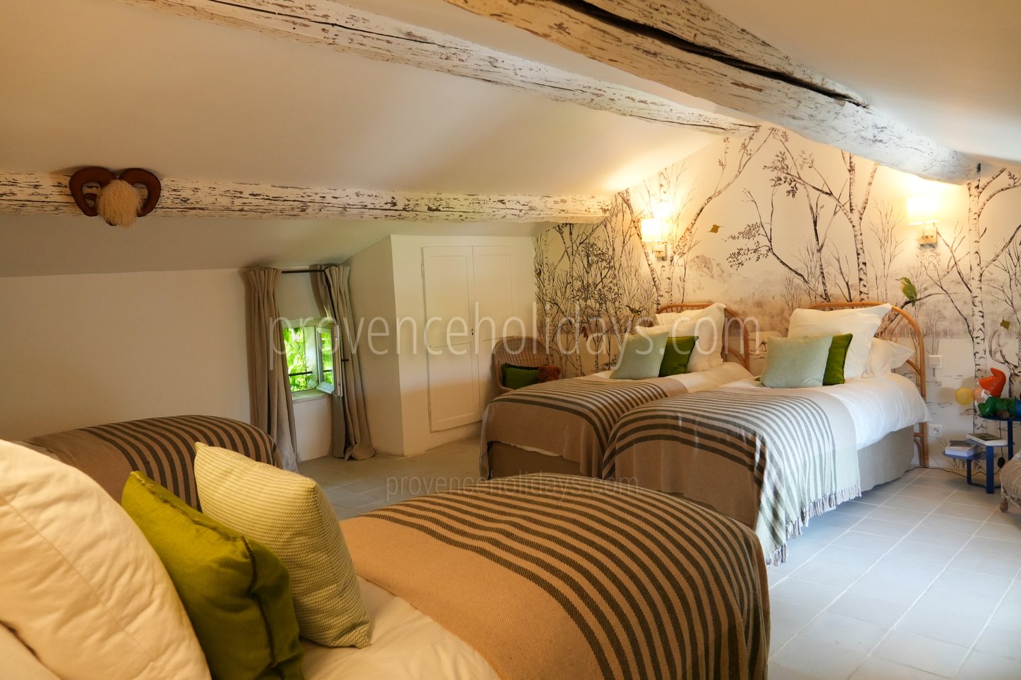 42 - Domaine du Grand Chêne: Villa: Bedroom