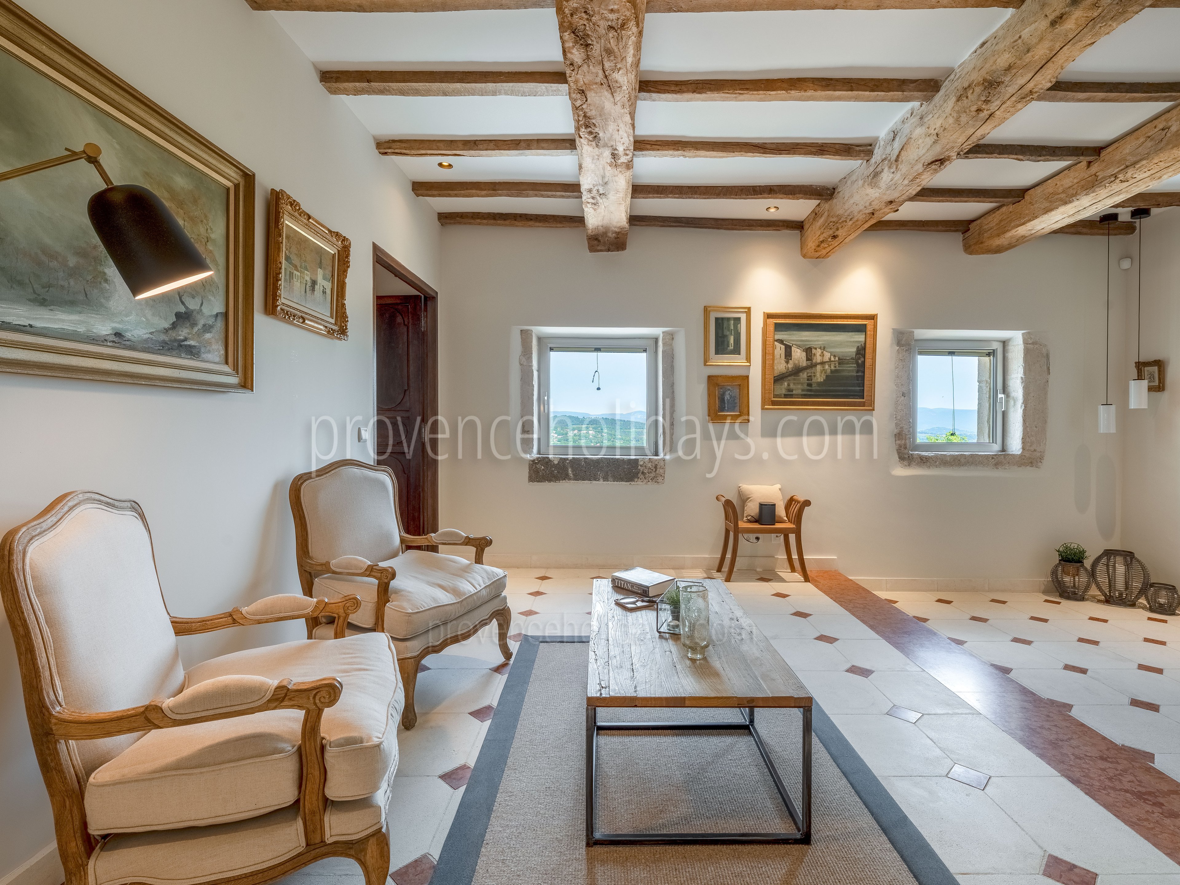 28 - Le Mas de Goult (24): Villa: Interior