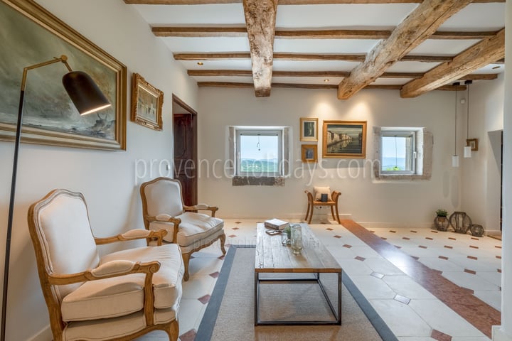 28 - Le Mas de Goult (24): Villa: Interior
