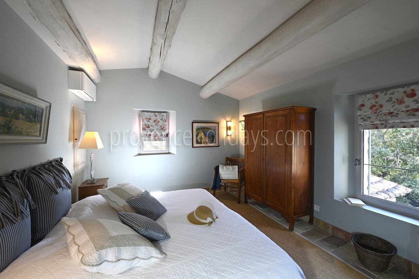 24 - La Maison des Bories: Villa: Bedroom