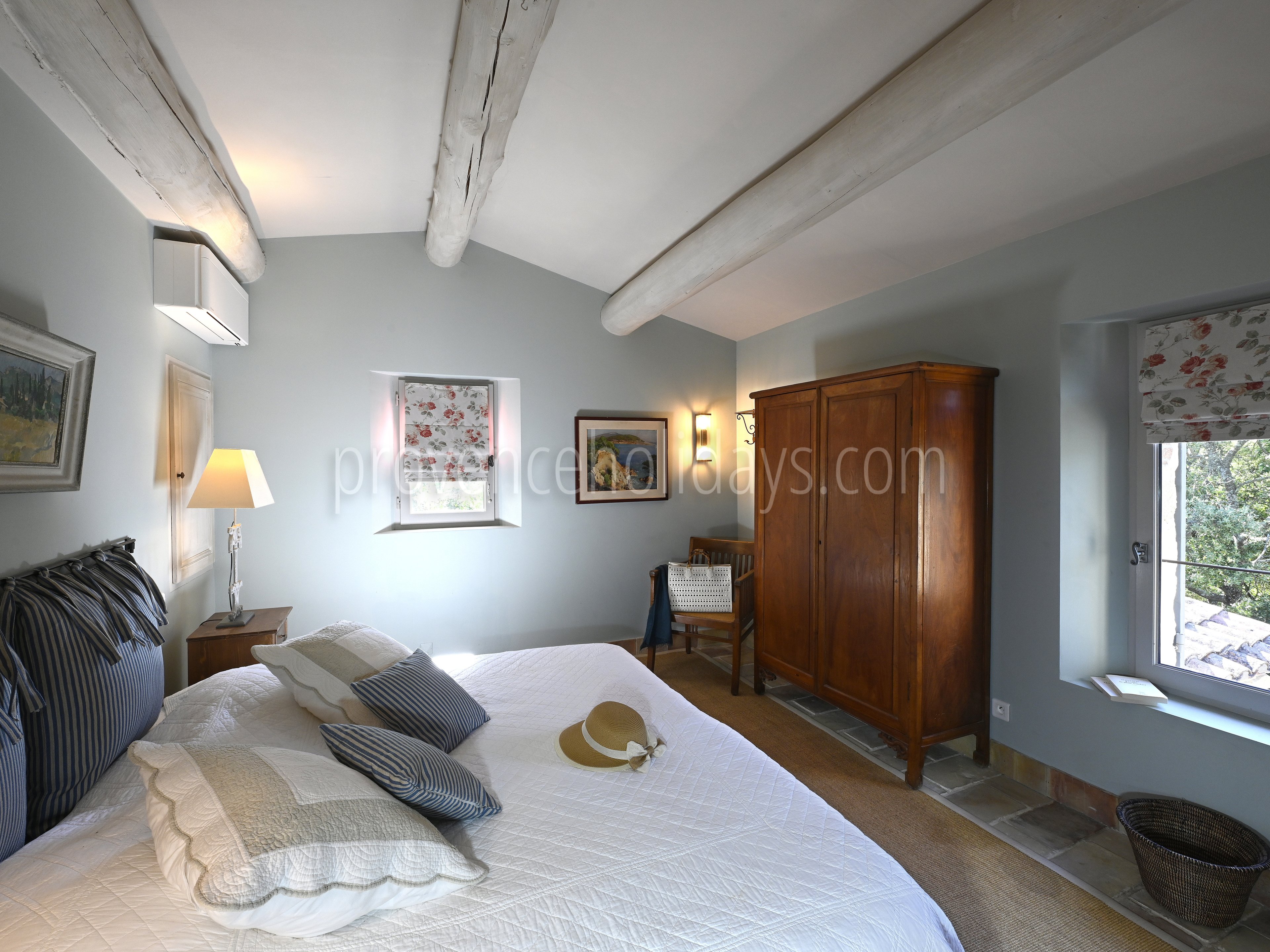 24 - La Maison des Bories: Villa: Bedroom