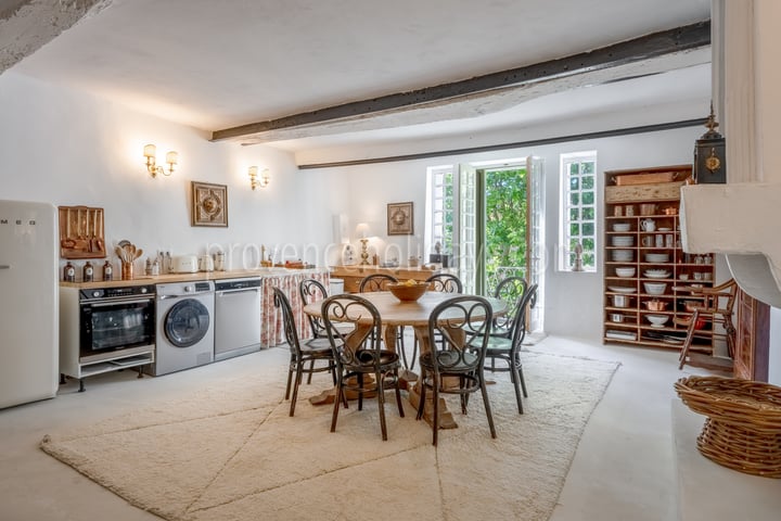 Luxury villa retreat in the heart of Bonnieux