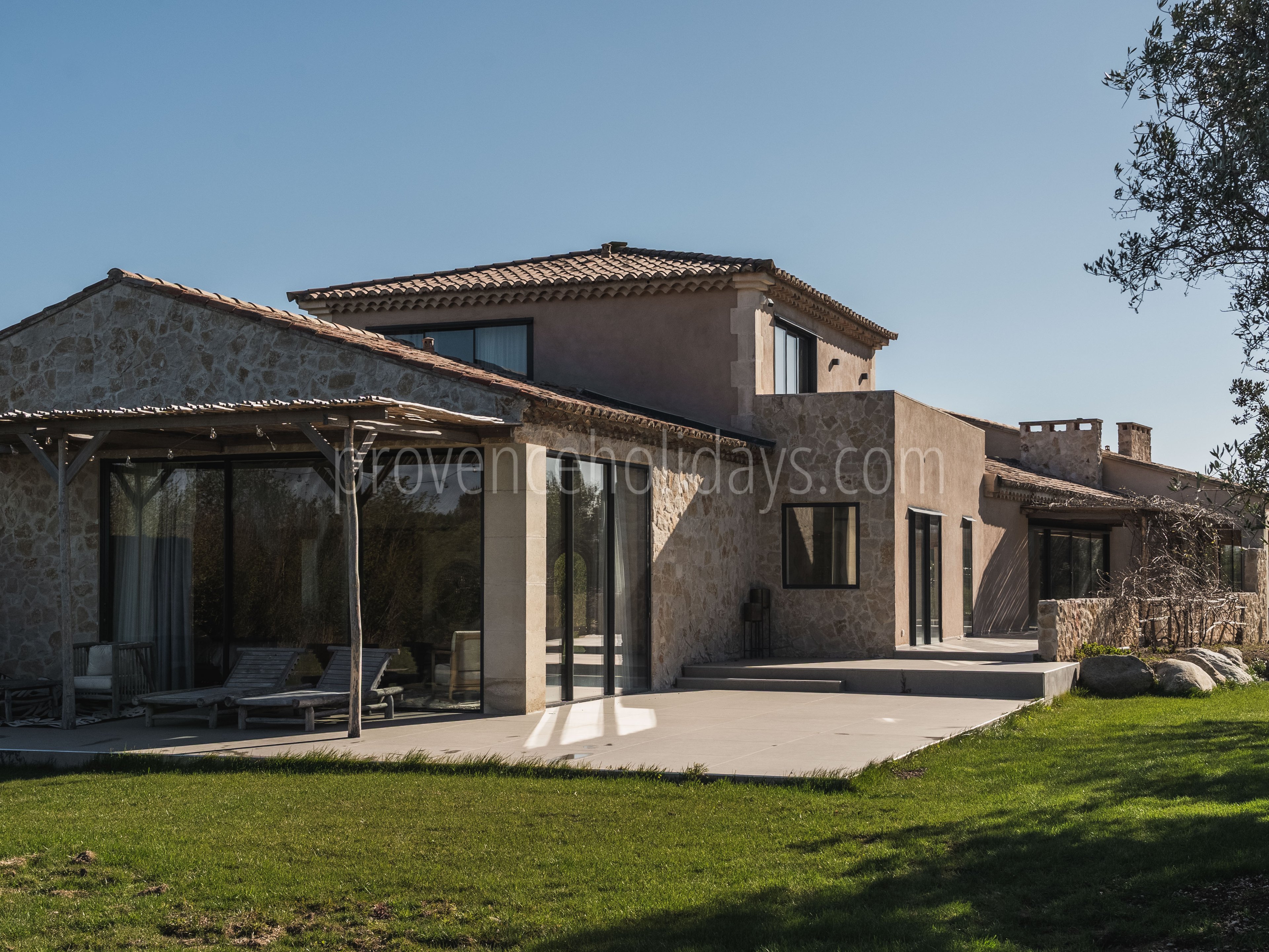 36 - Les Jardins Blancs: Villa: Exterior