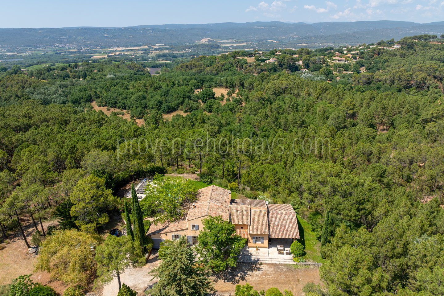 36 - La Maison des Ocres: Villa: Exterior