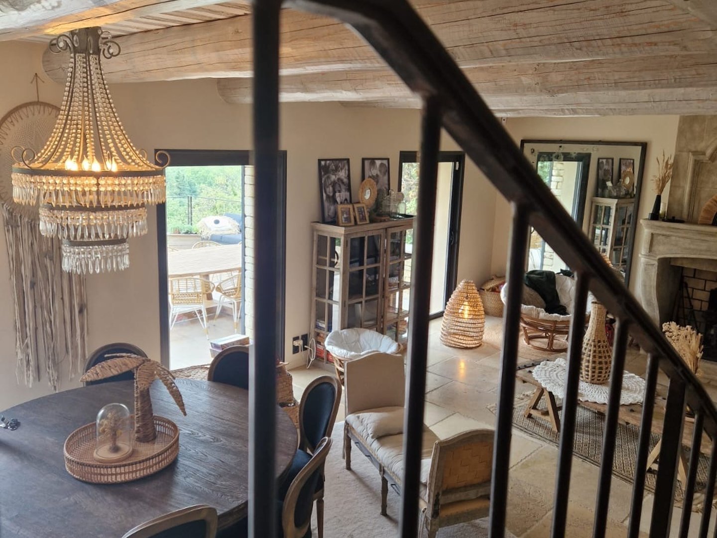 11 - La Roque sur Pernes: Villa: Interior - Living Room - Main House