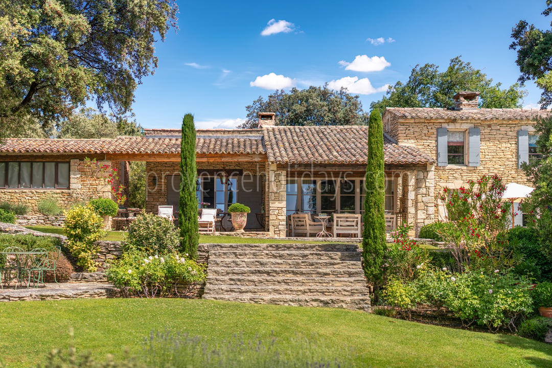 21 - La Maison des Bories: Villa: Exterior