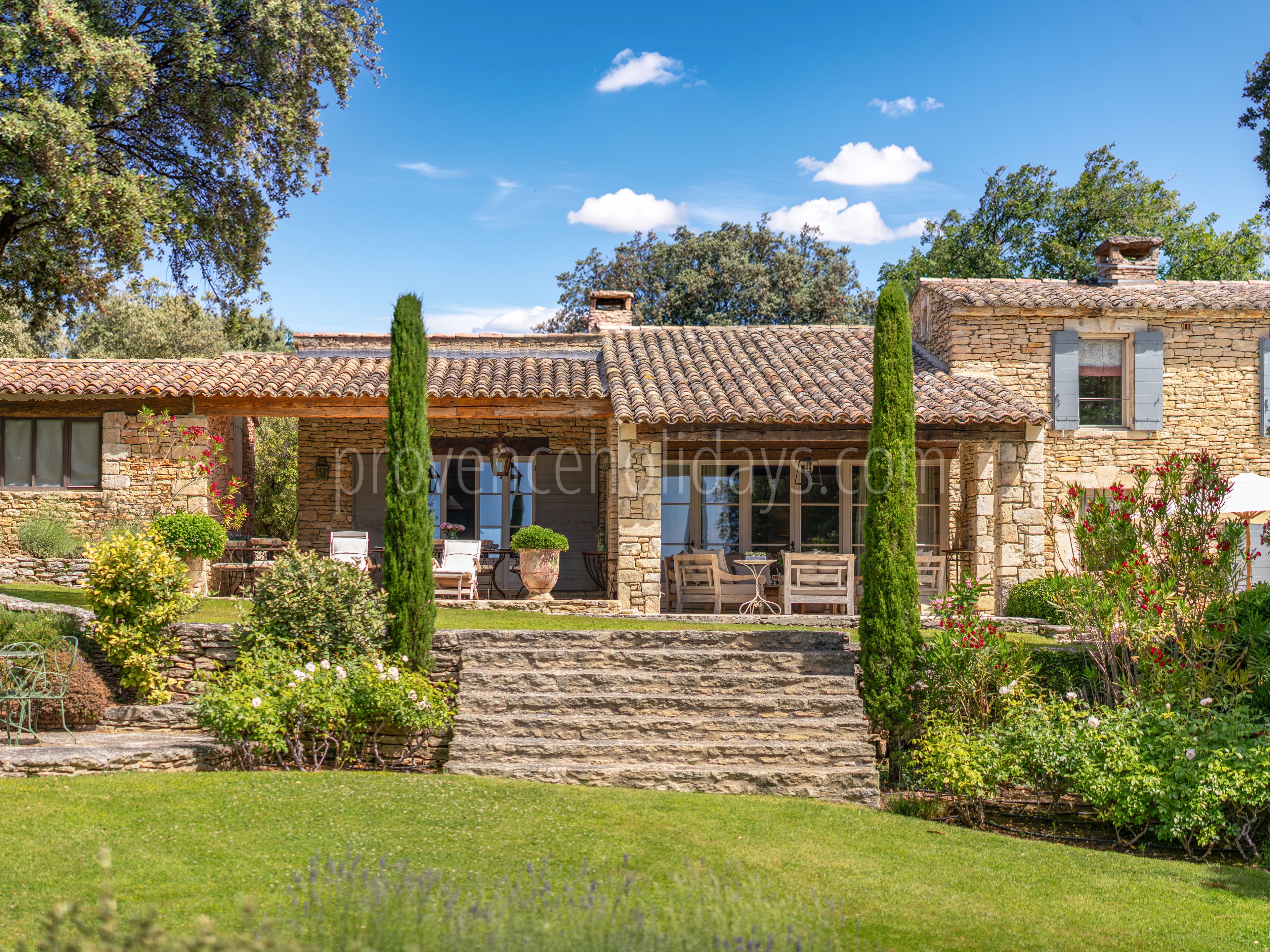 21 - La Maison des Bories: Villa: Exterior