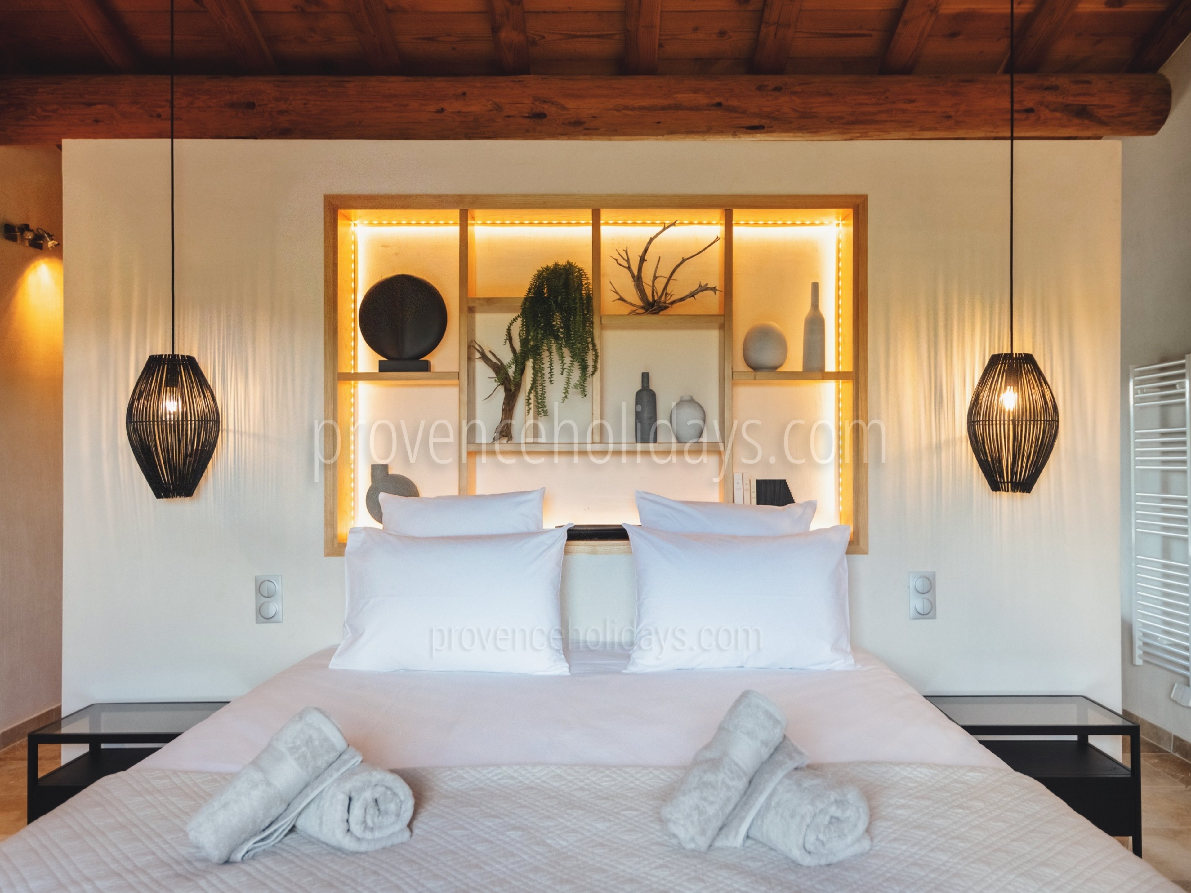39 - Mas de Pierre: Villa: Bedroom 4