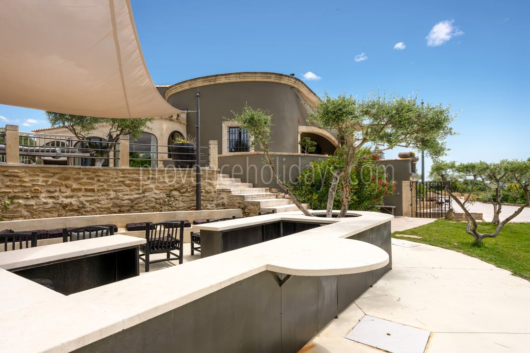130 - Villa Alta Bella Vista: Villa: Exterior