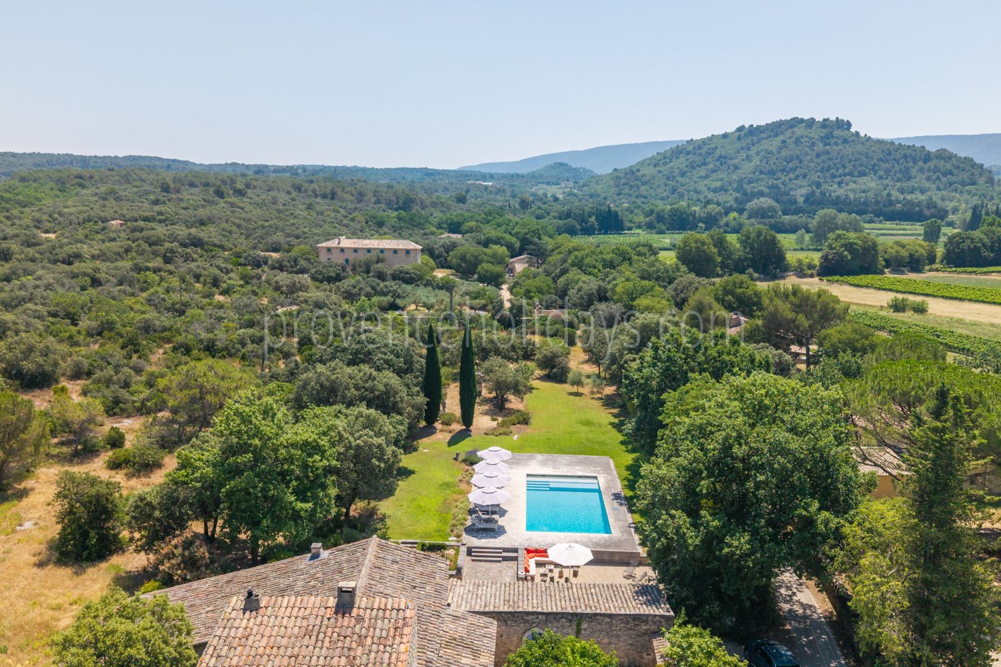 63 - Le Mas aux Gargouilles: Villa: Exterior