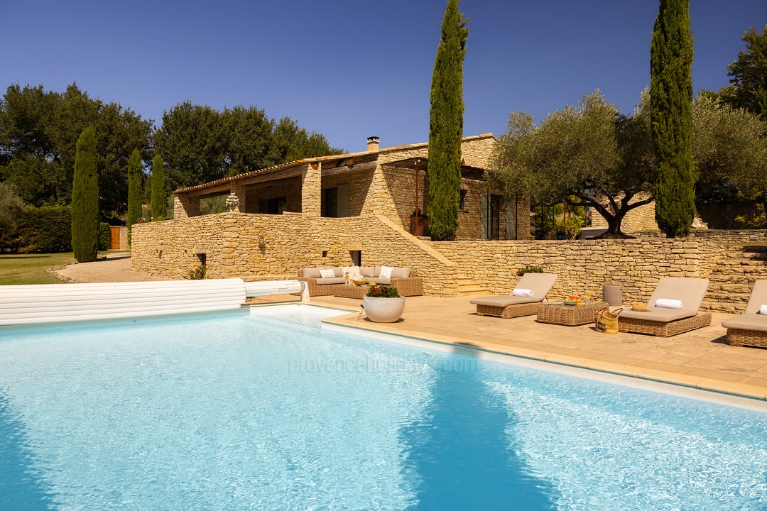 Authentische Steinvilla in Gordes