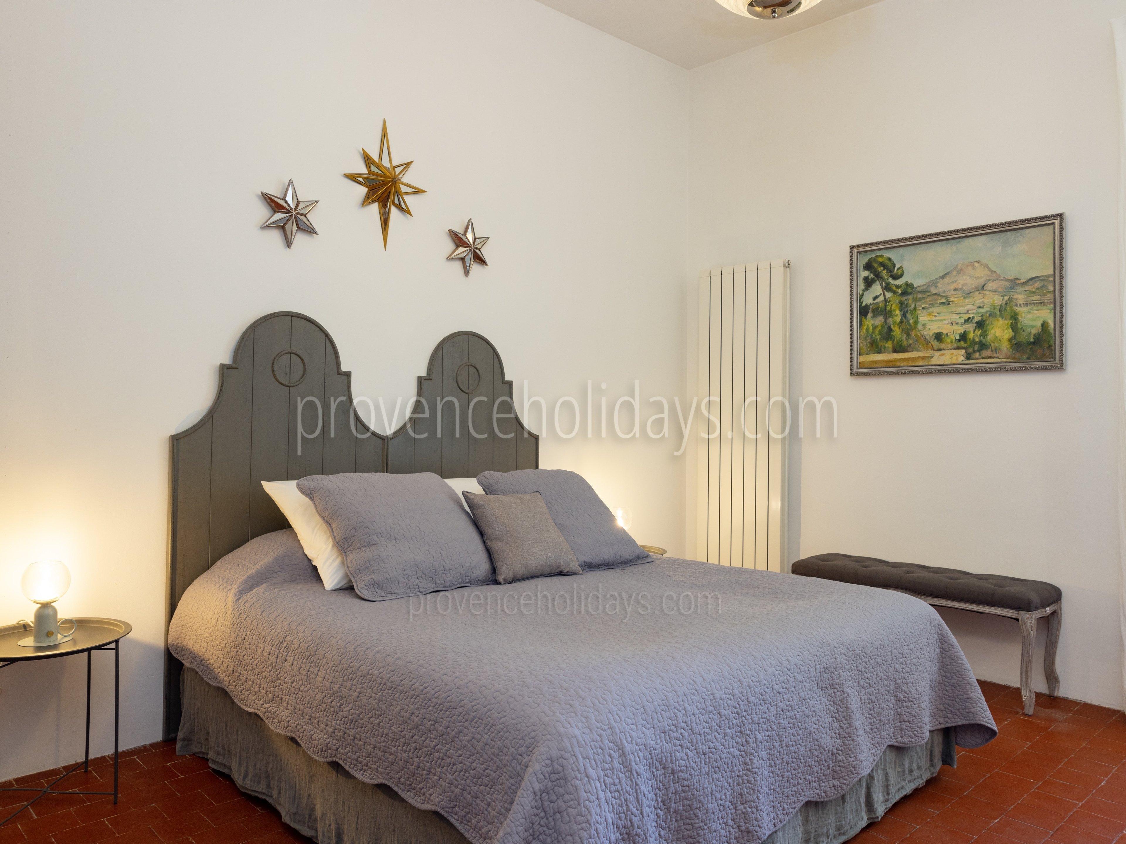 43 - Bastide de Goult: Villa: Bedroom - Polaris