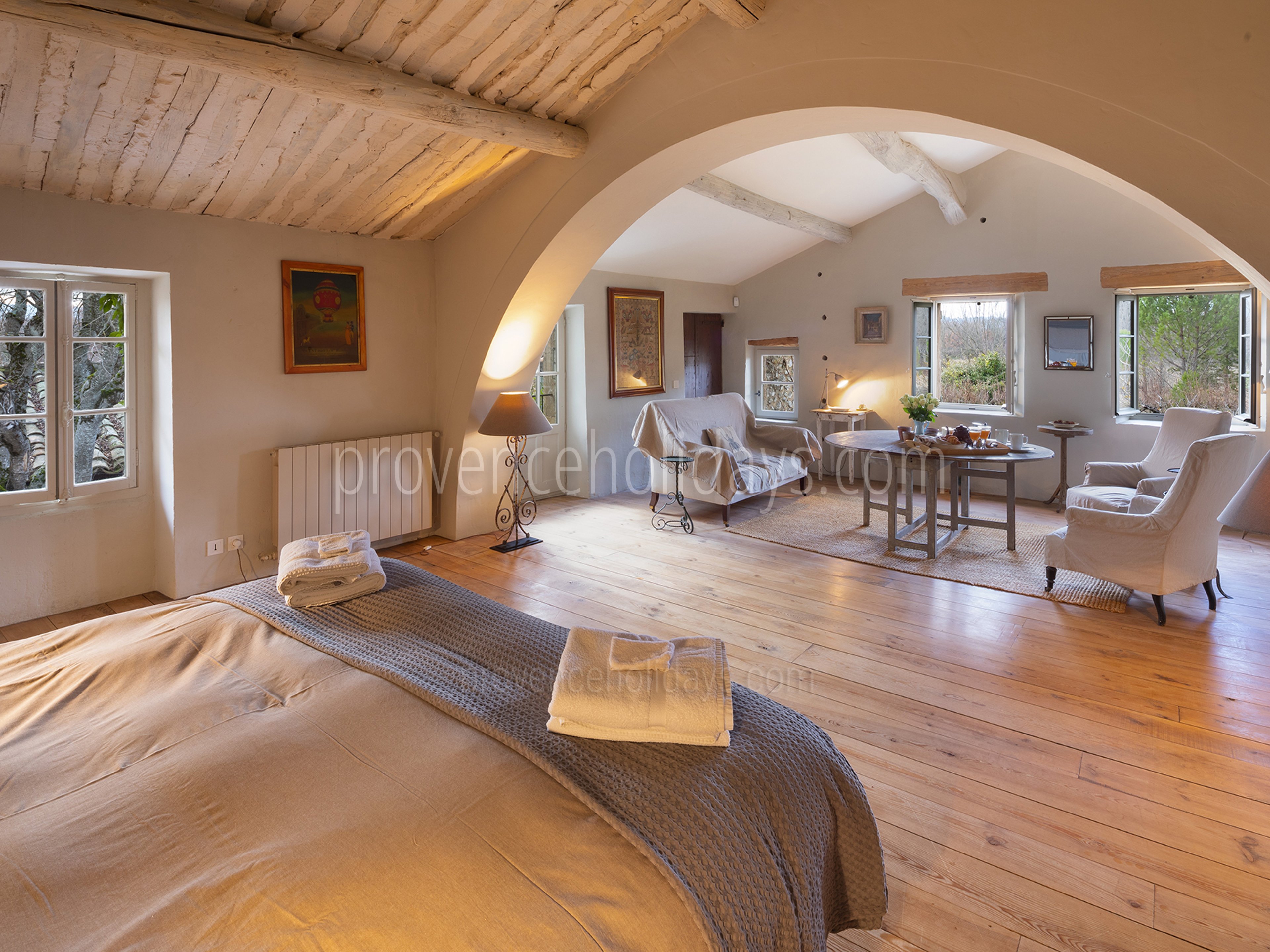 86 - Mas des Lavandes: Villa: Interior