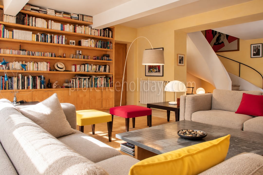 23 - Authentic farmhouse in Saint-Rémy-de-Provence: Villa: Interior