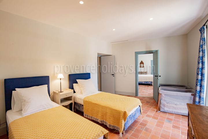 50 - Domaine d\'Isabelle: Villa: Bedroom