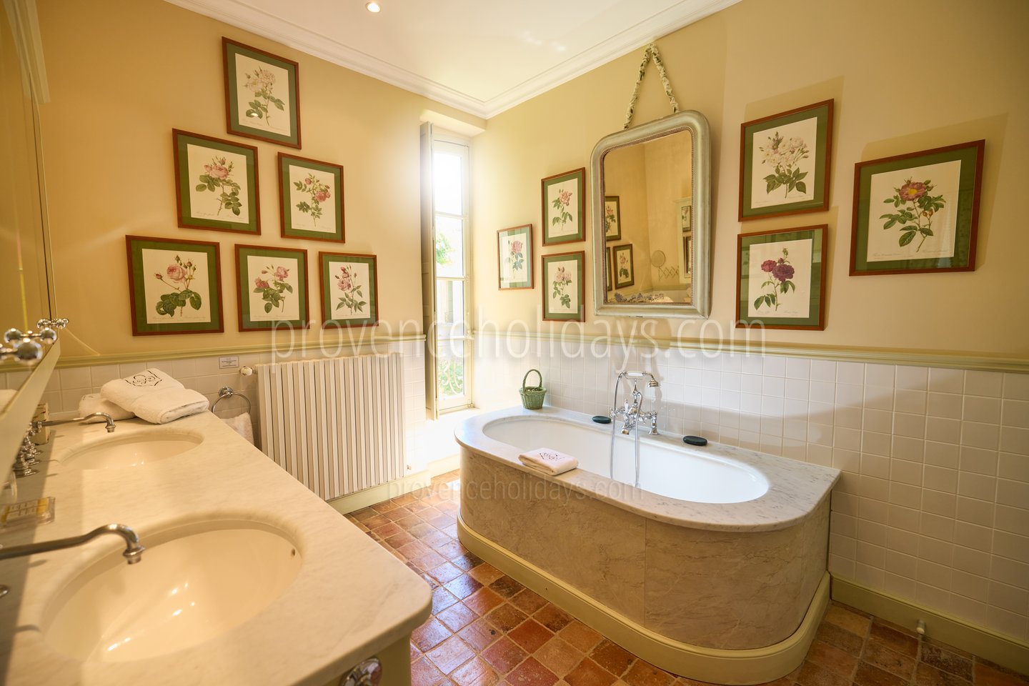 17 - Le Château: Villa: Bathroom 4