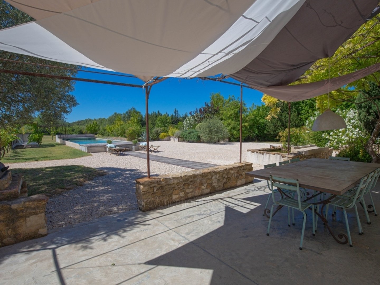 20 - Villa Beaumes: Villa: Exterior