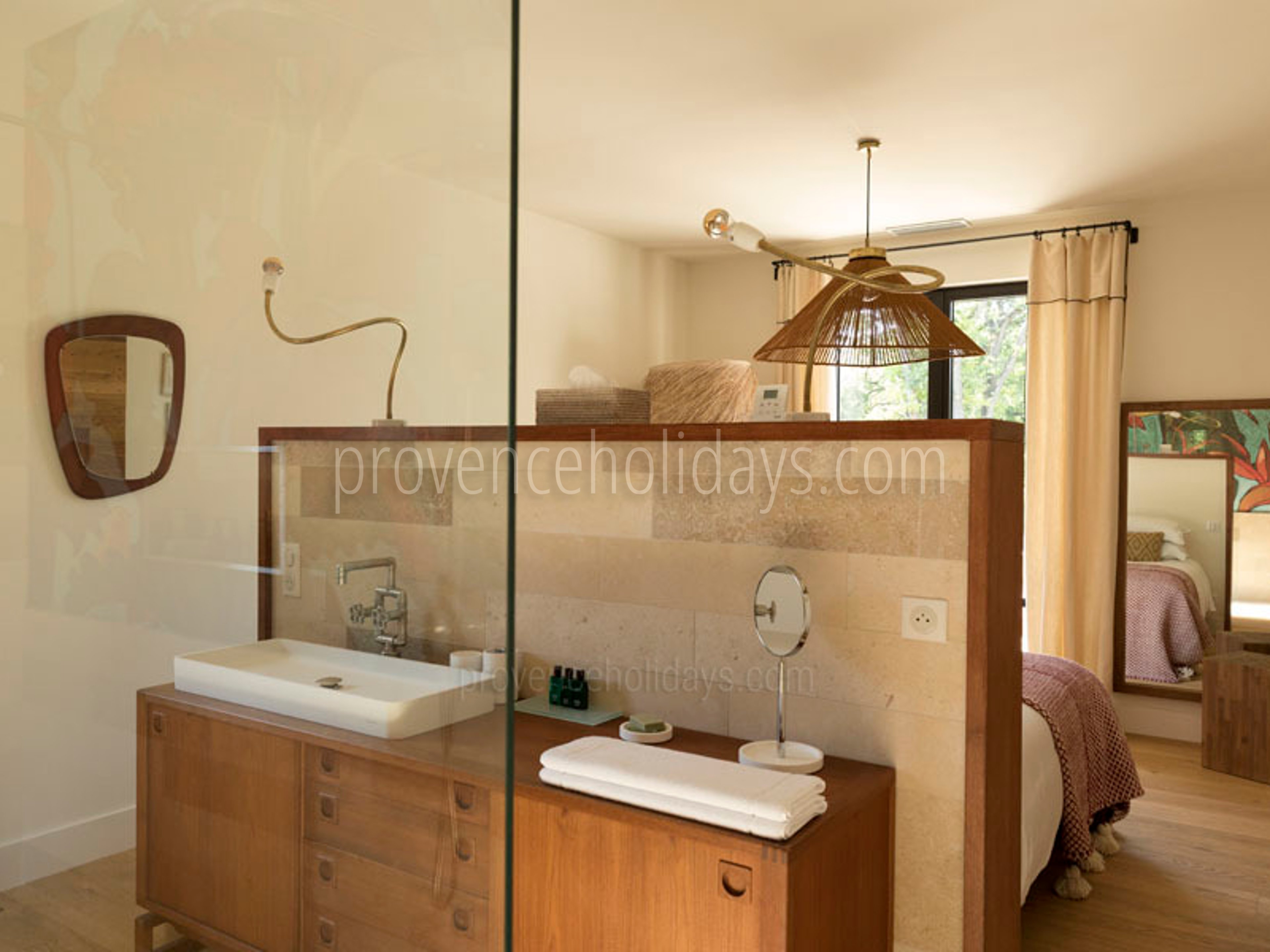 14 - Chez Sako: Villa: Bathroom