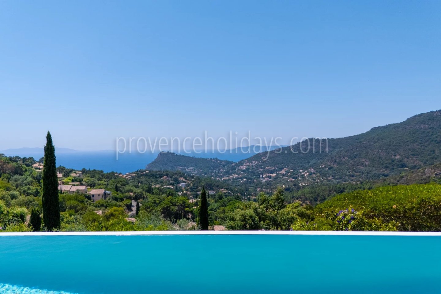 21 - Villa contemporaine à Rayol-Canadel-sur-Mer: Villa: Pool