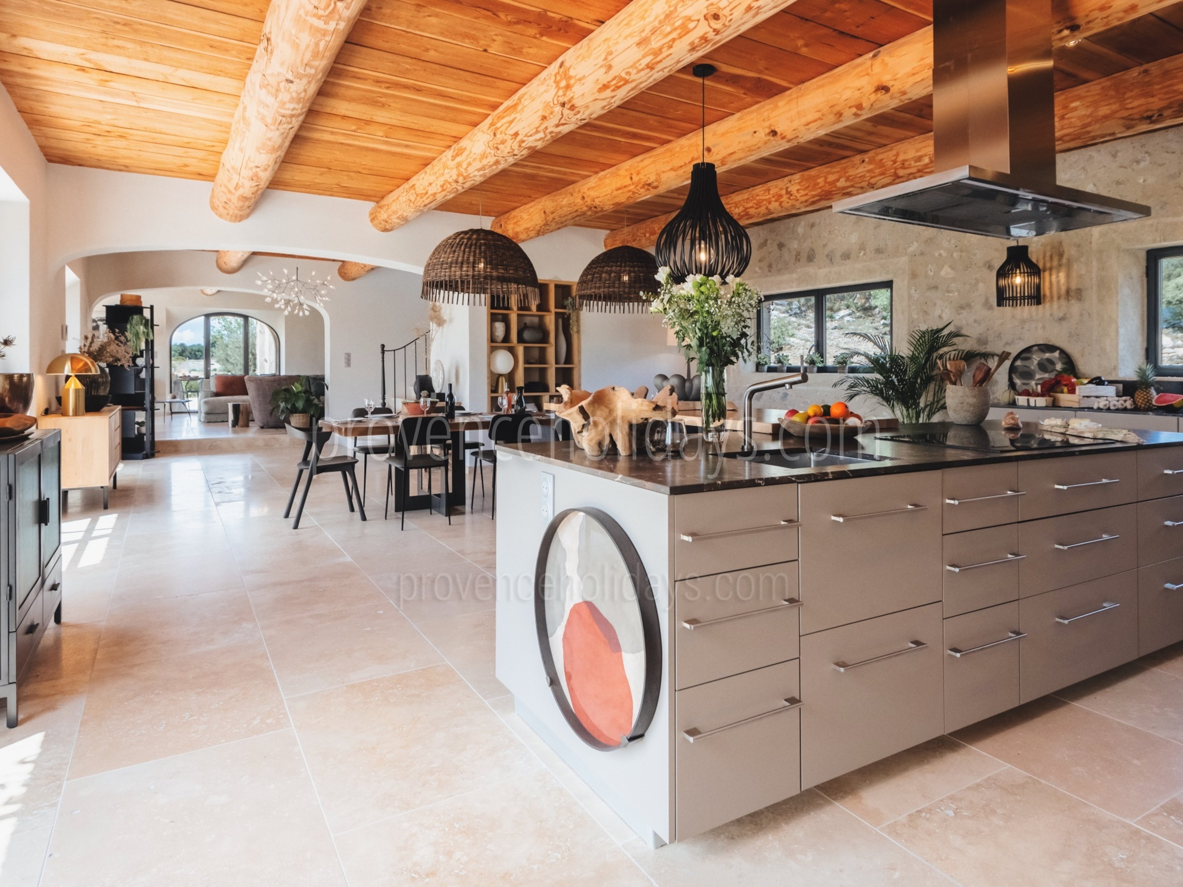 25 - Mas de Pierre: Villa: Interior