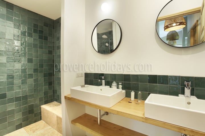 37 - Le Hameau de Goult: Villa: Bathroom 7