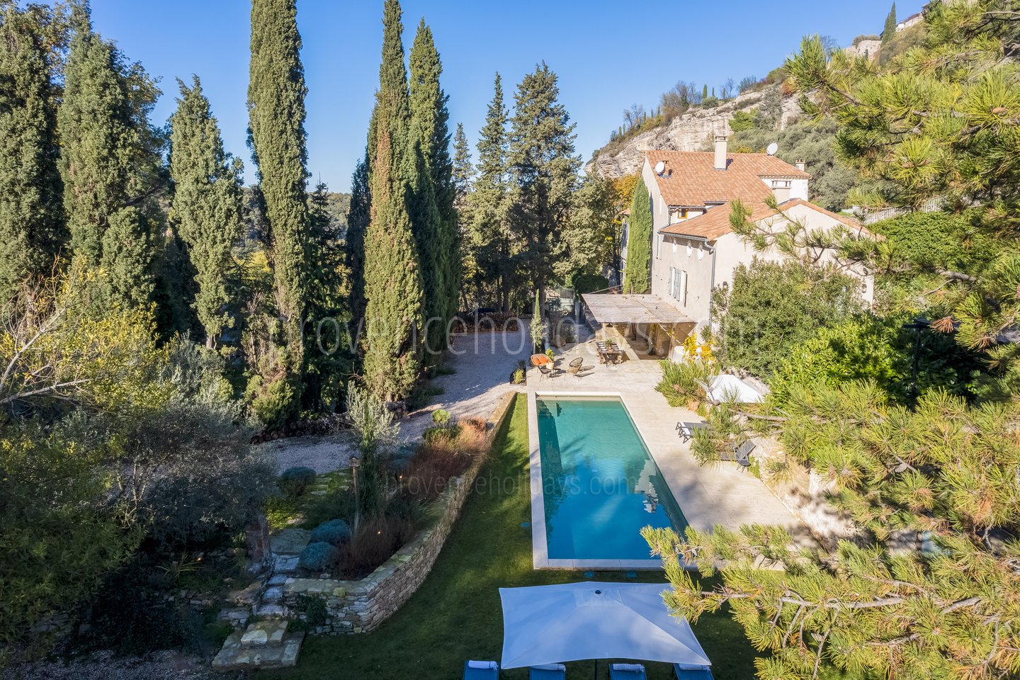 25 - Mas de Venasque: Villa: Exterior