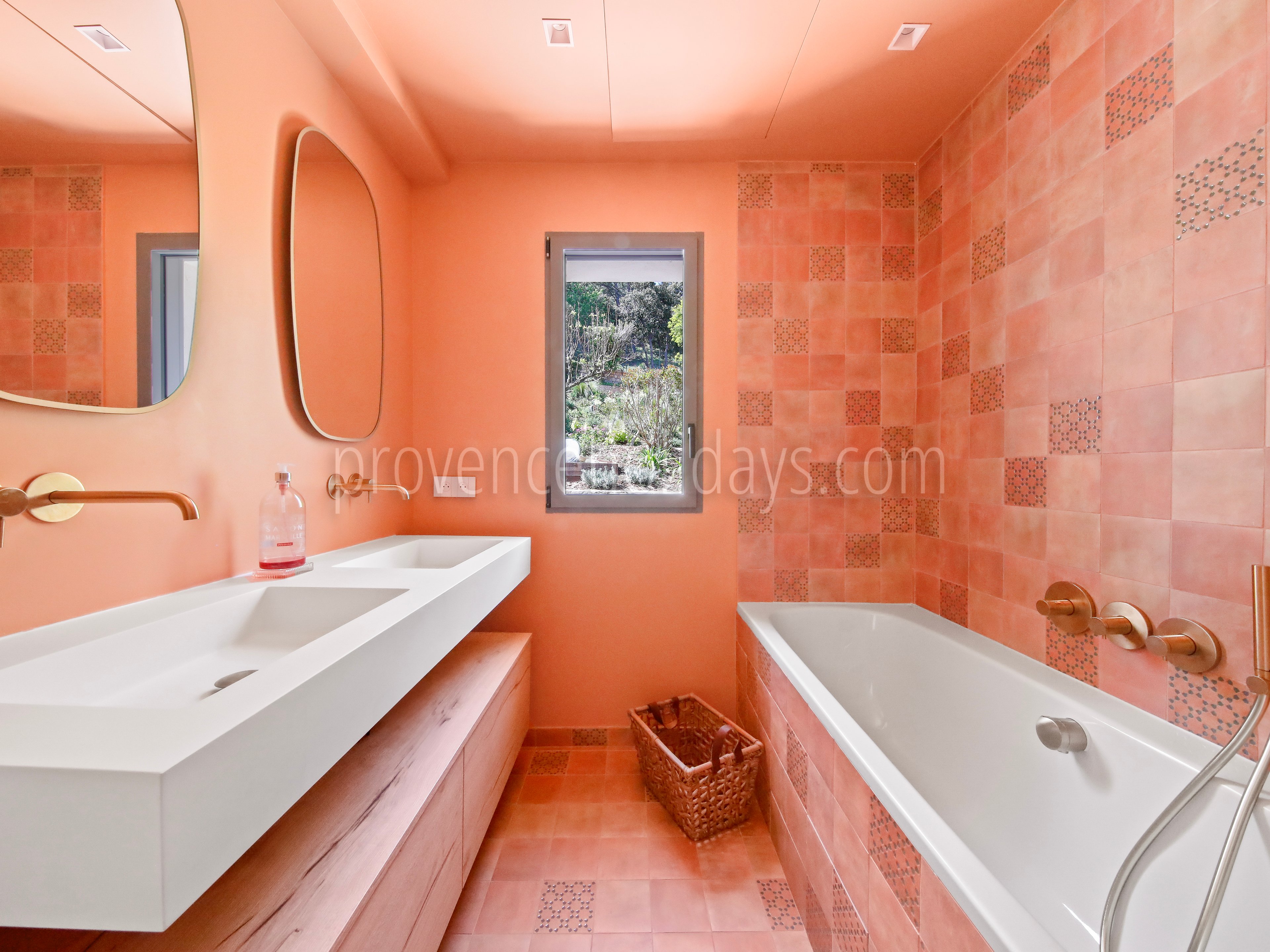 23 - Villa Valentine: Villa: Bathroom