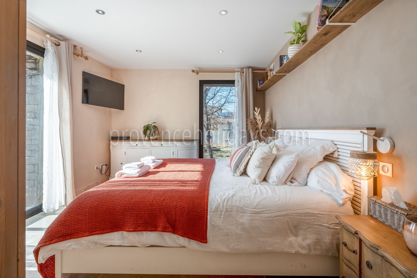 24 - Villa Les Chênes Doux: Villa: Bedroom