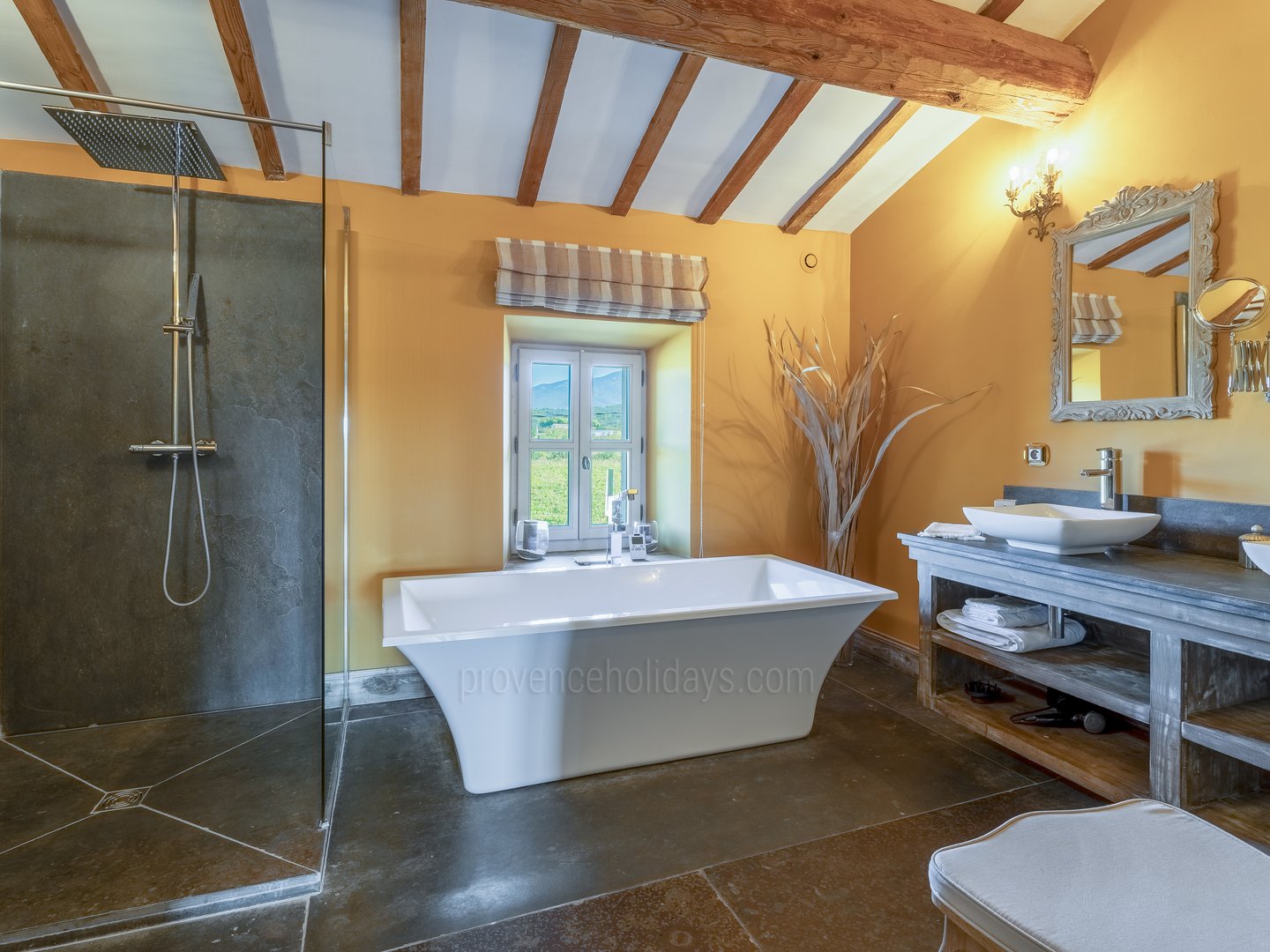 46 - Bastide Saint-Pierre: Villa: Bathroom