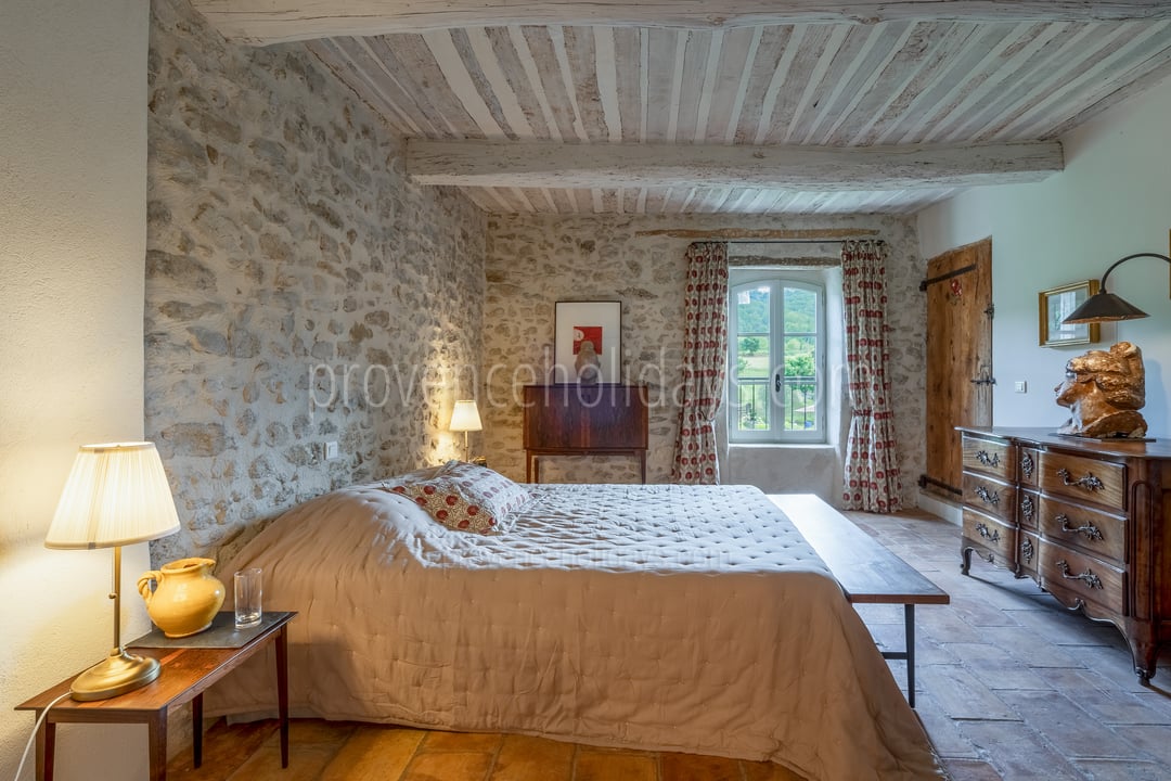 52 - La Bastide Neuve: Villa: Bedroom
