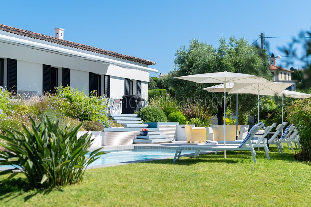 4 - Villa Blanche: Villa: Pool