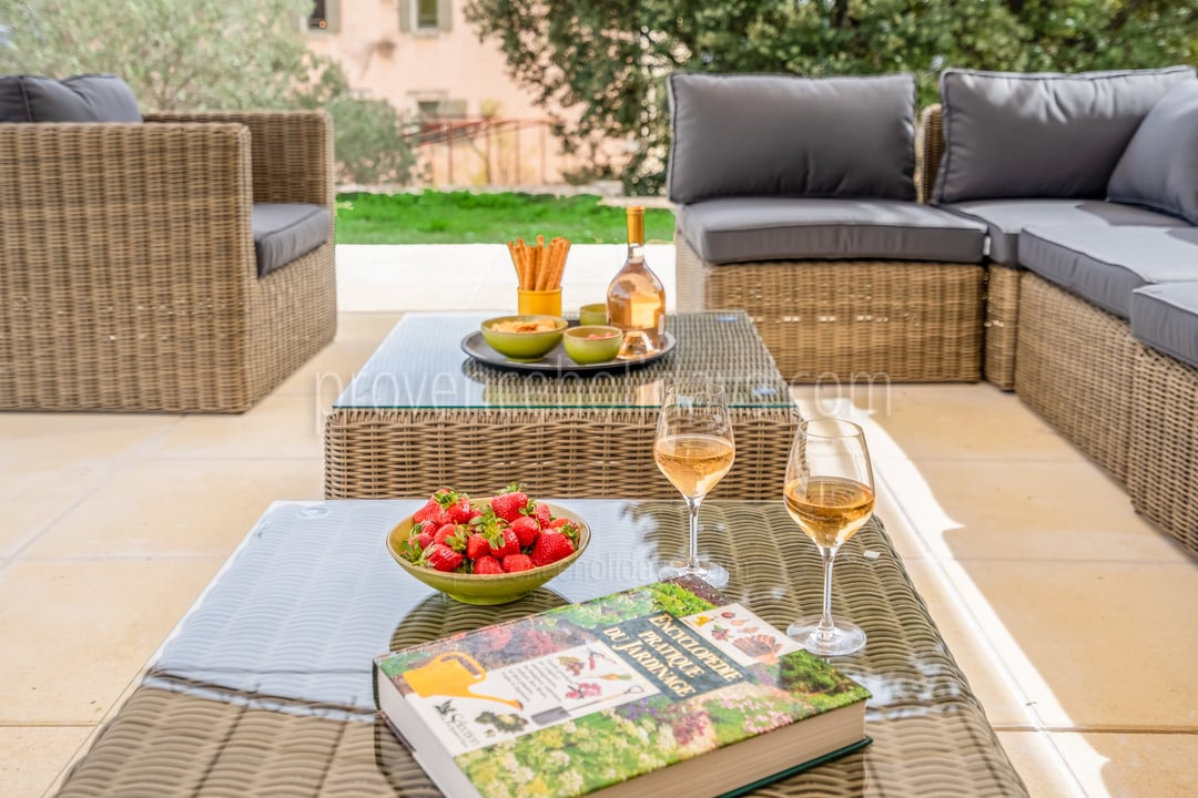 20 - La Bastide des Sources: Villa: Exterior