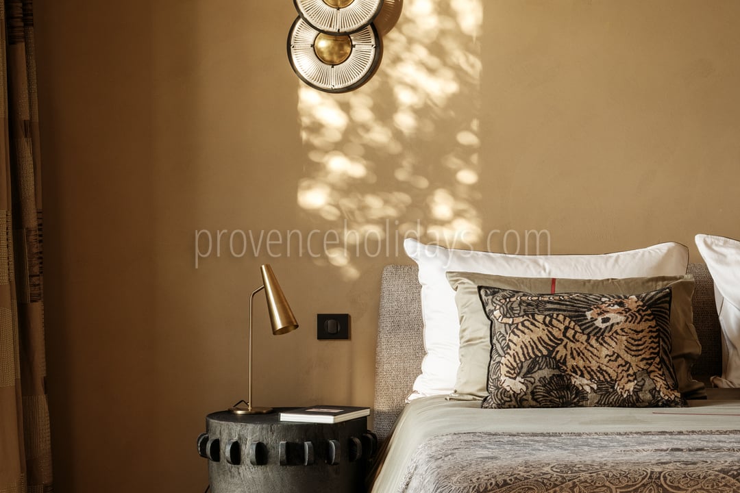 13 - Villa Paradis: Villa: Bedroom