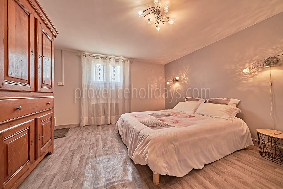 14 - Villa Chiara: Villa: Bedroom