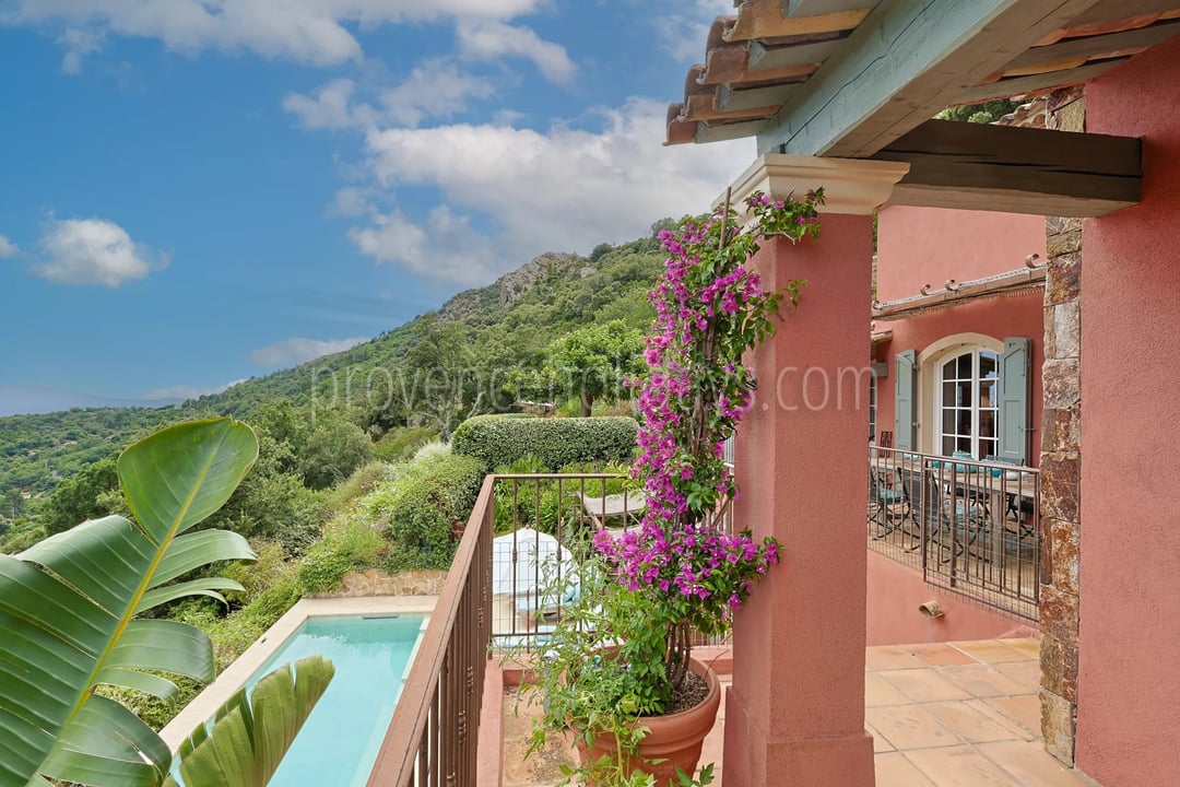 75 - Villa with sauna in La Garde-Freinet: Villa: Pool