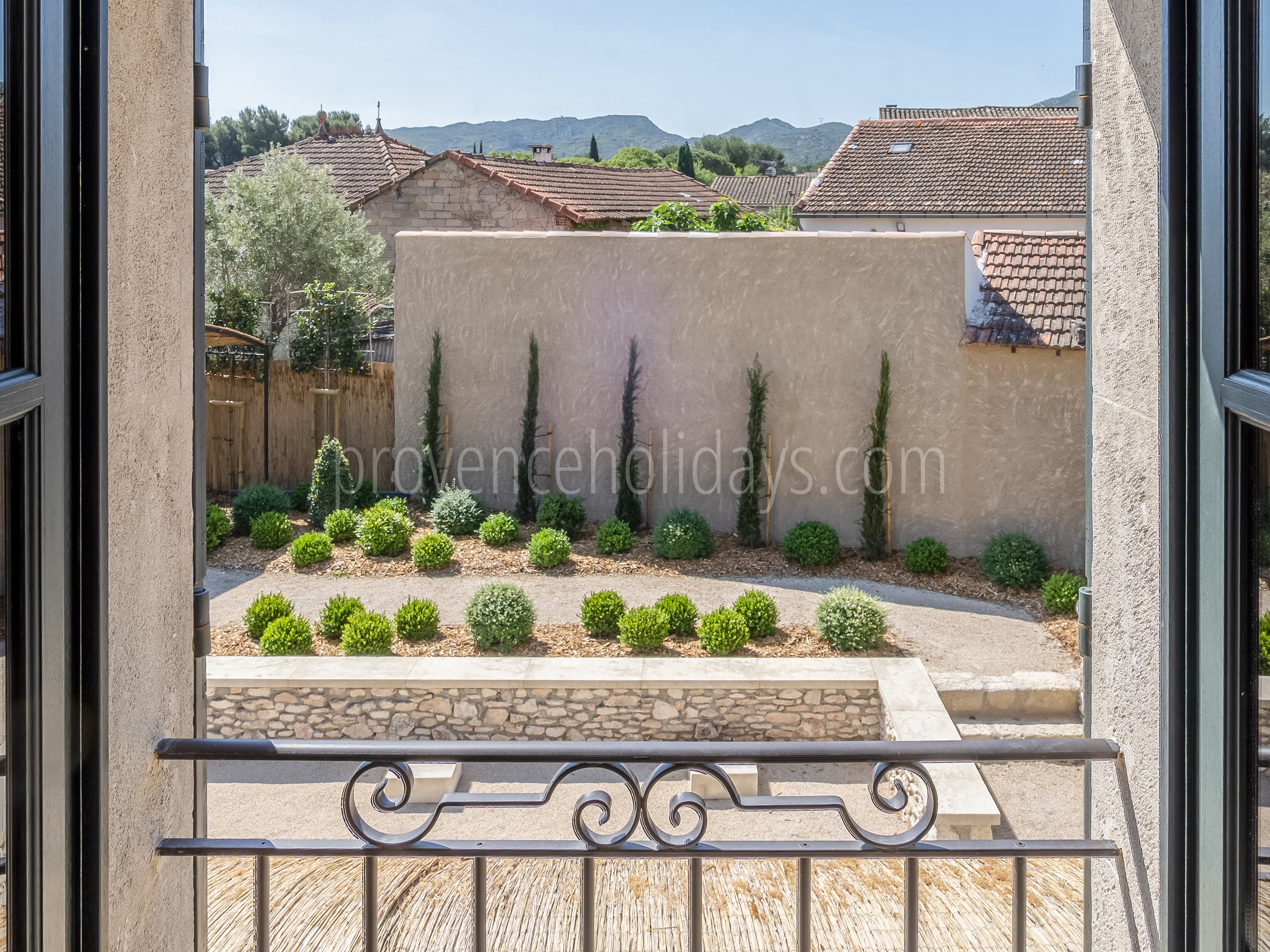 12 - Mas des Amandes: Villa: Exterior