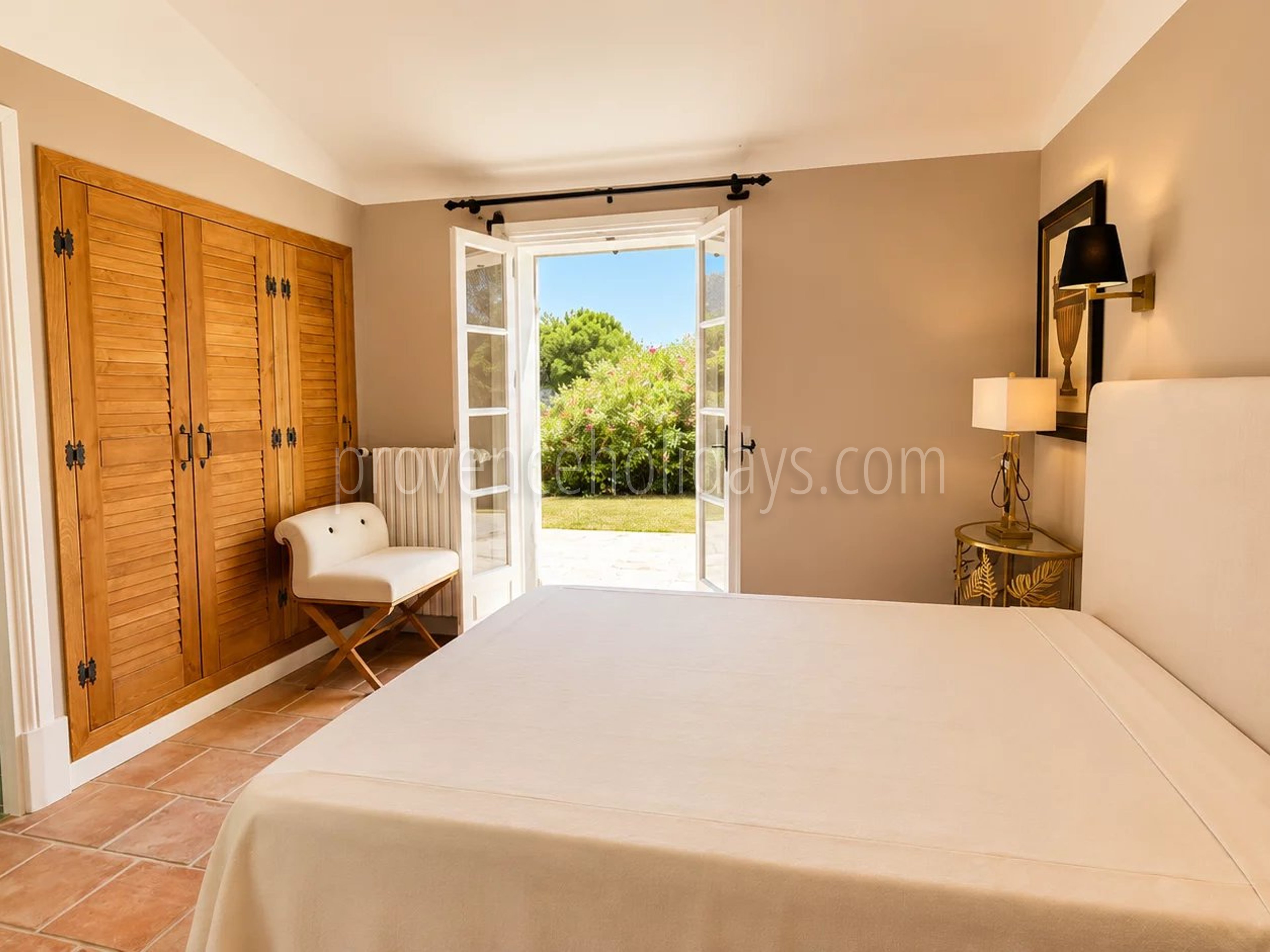 20 - Provençaals huis in Grimaud: Villa: Bedroom