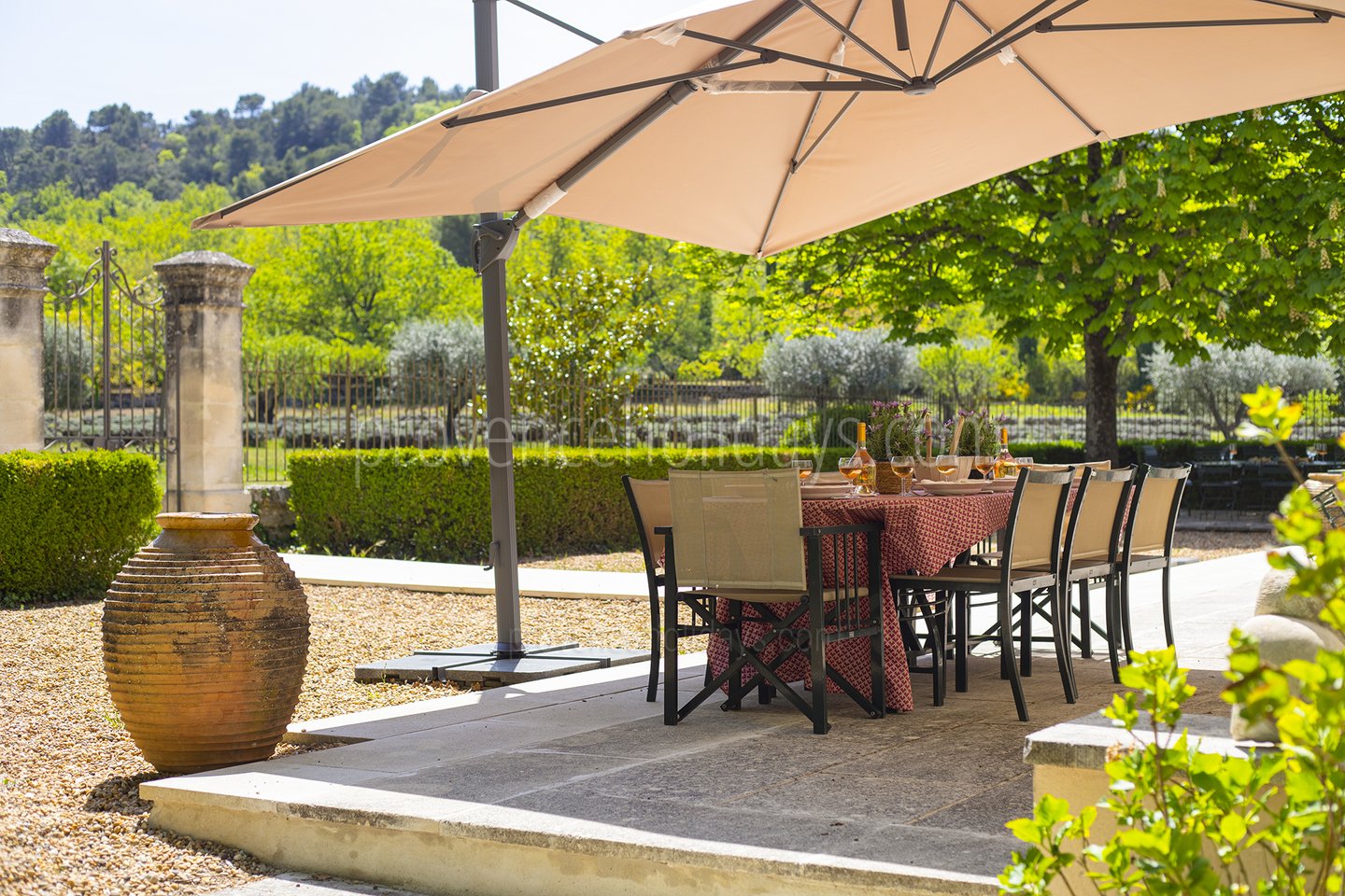11 - Bastide Lacoste: Villa: Exterior