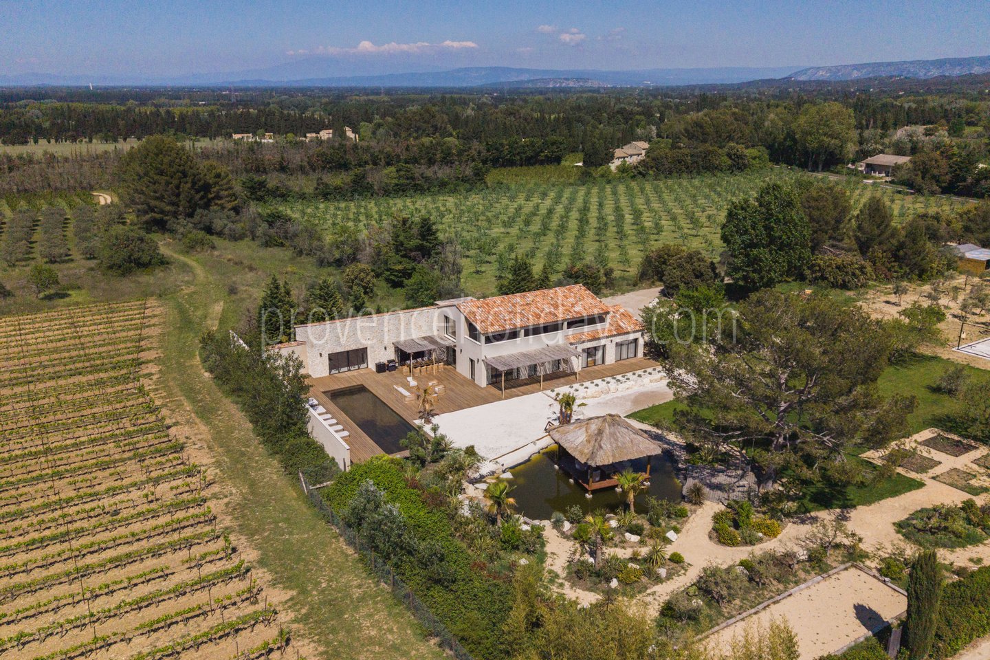 0 - Les Jardins des Alpilles: Villa: Exterior
