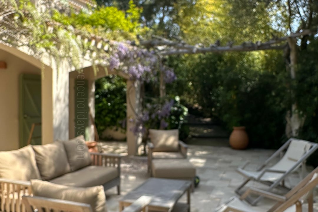 28 - Villa Luna: Villa: Exterior