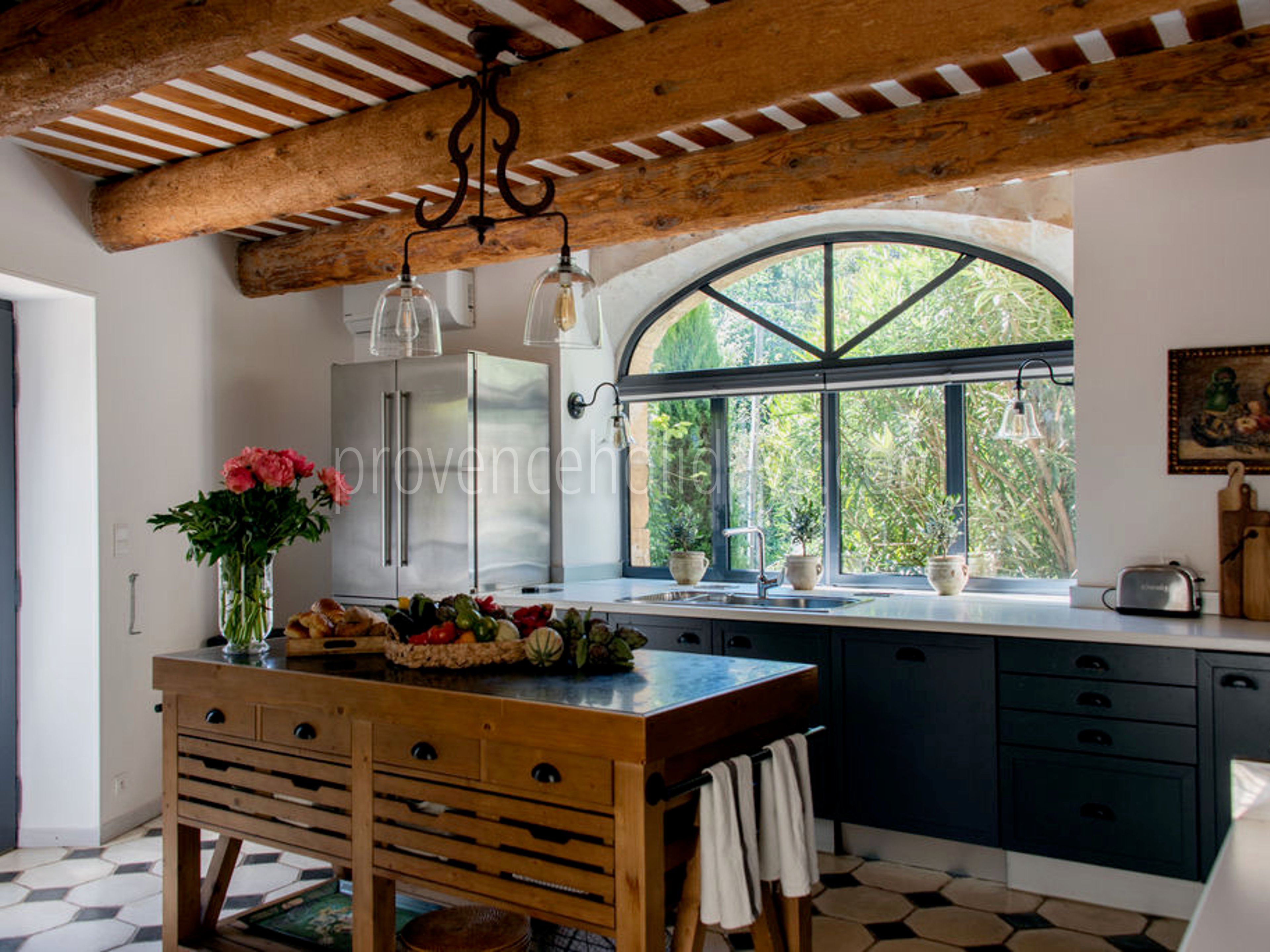 8 - Mas Mouriès: Villa: Interior