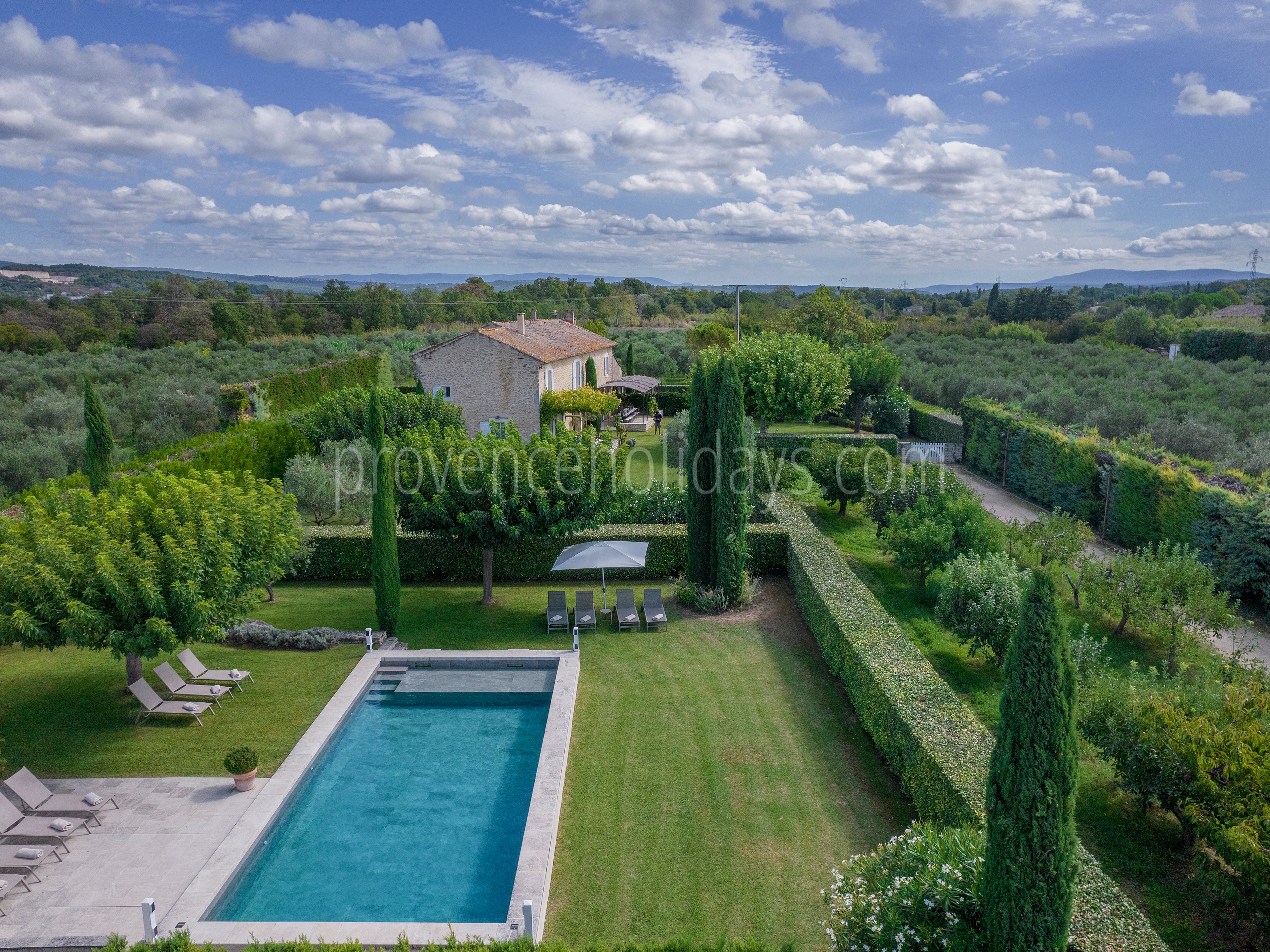 65 - Maison Robion: Villa: Pool