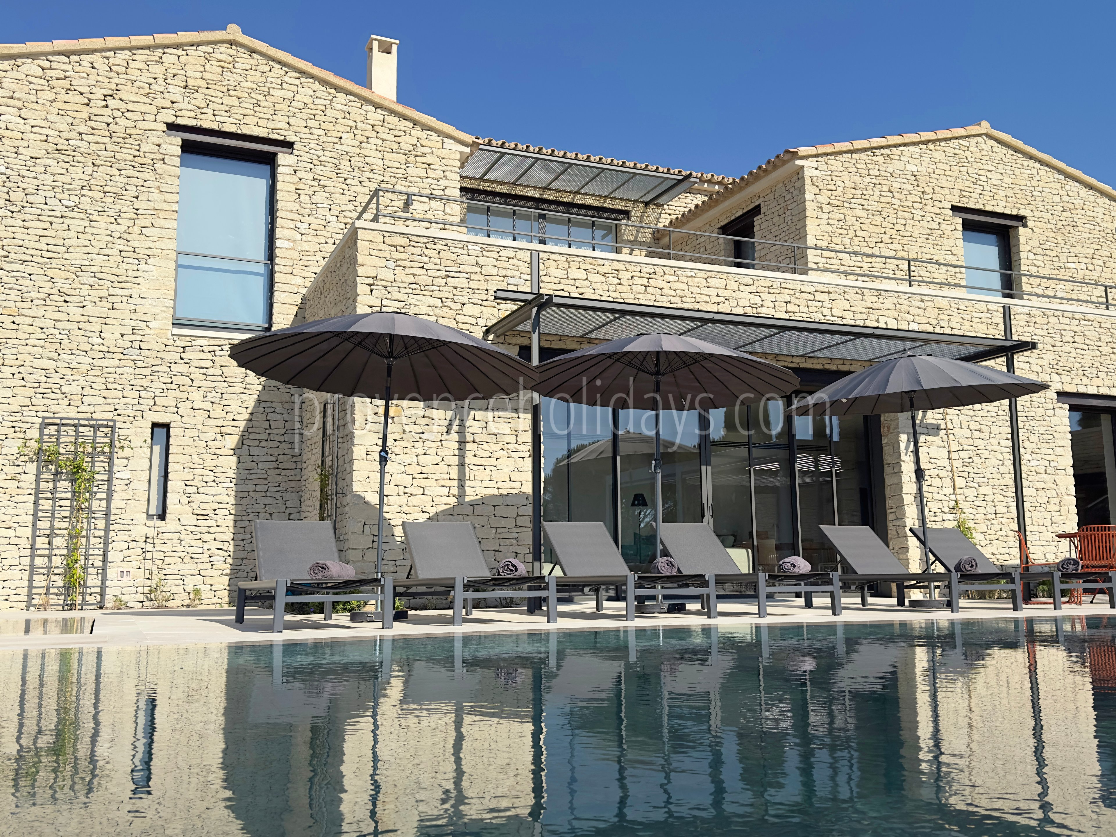 60 - Domaine Altavista: Villa: Exterior
