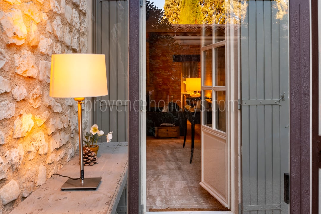 14 - Domaine de Joucas: Villa: Interior