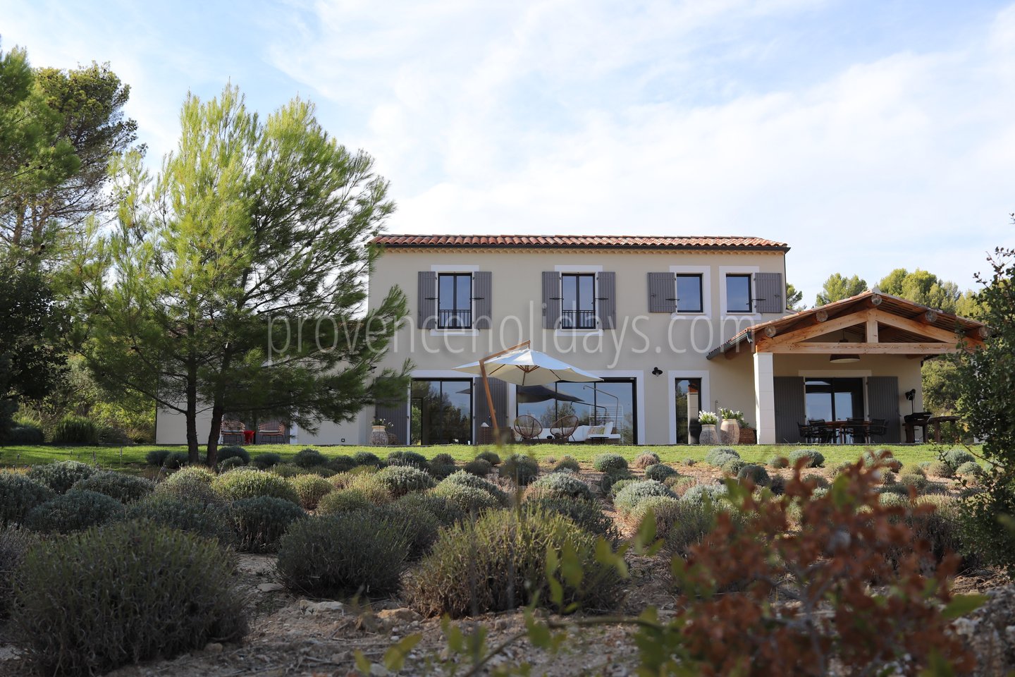 14 - Maison Poulinas: Villa: Exterior