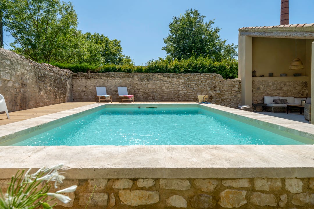 4 - La Vieille Grange: Villa: Pool