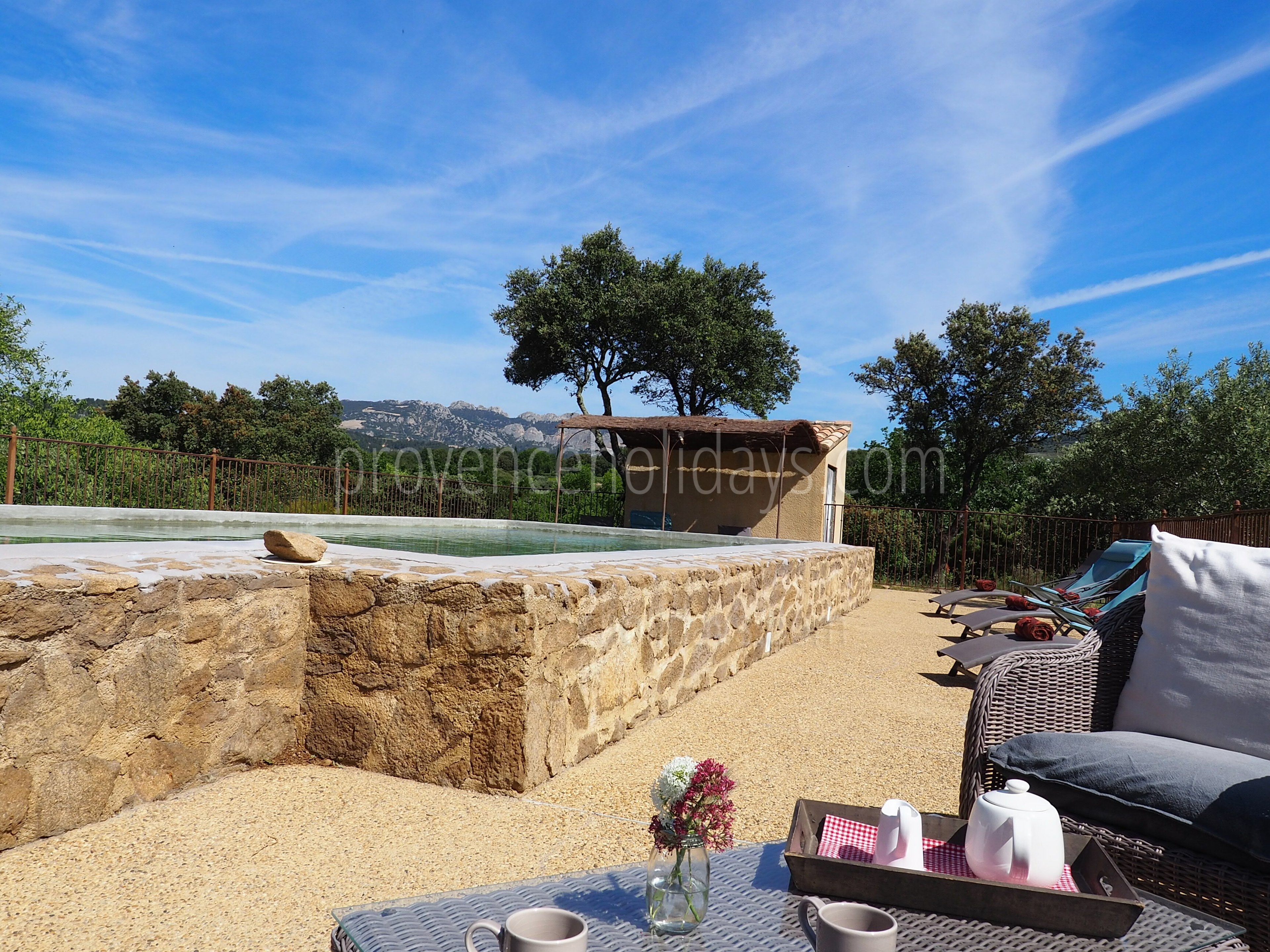 6 - Mas de Beaumes: Villa: Exterior