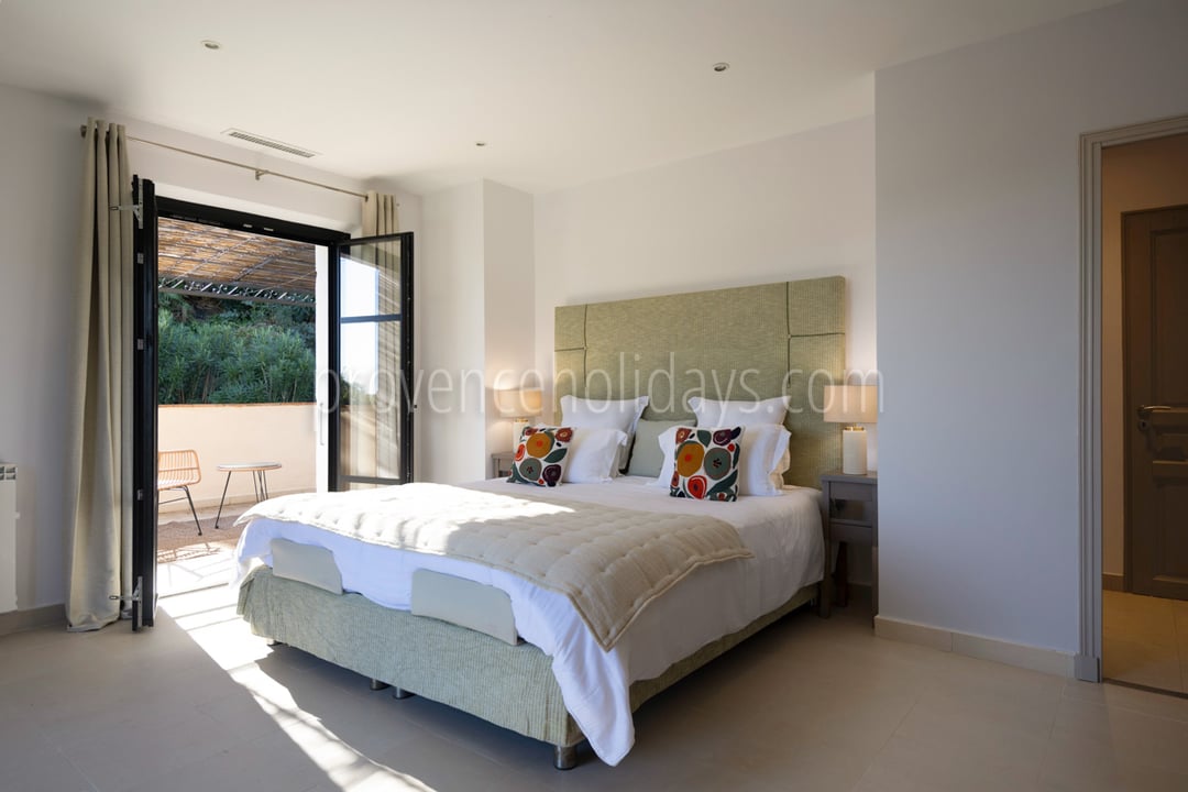 5 - Villa Belval: Villa: Bedroom